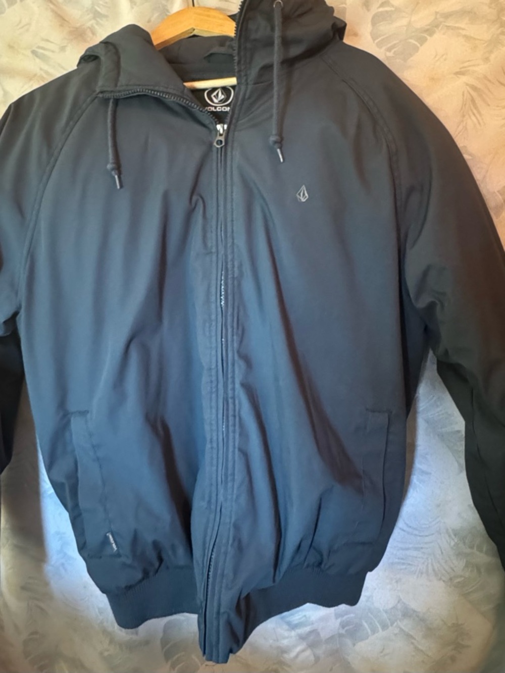 Volcom Blue  jacket - Picture 2 of 10